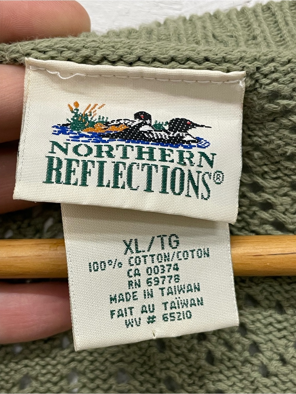 Vintage Northern Reflections Floral Knit Button Down Sweater Vest, Size XL, Sage - Picture 3 of 8
